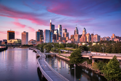 skyline of Philadelphia, PA at dusk